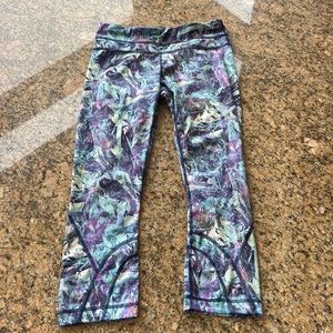lululemon printed cropped leggings